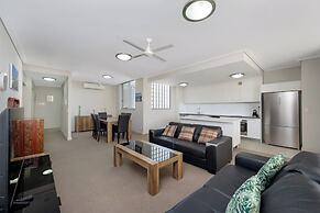 Dalgety Apartments