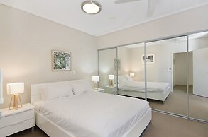 Dalgety Apartments