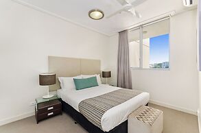 Dalgety Apartments