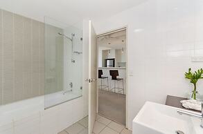 Dalgety Apartments