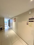 De UPTOWN Hotel @ P.J. 222