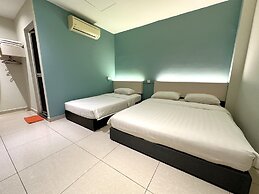 De UPTOWN Hotel @ P.J. 222
