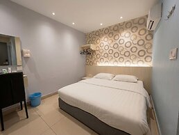 De UPTOWN Hotel @ P.J. 222