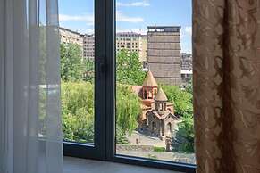Royal Plaza by Stellar Hotels, Yerevan