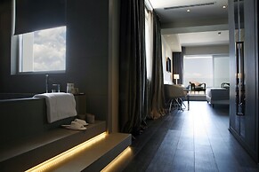 EGO Hotel