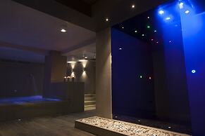 EGO Hotel