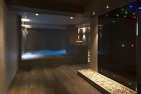 EGO Hotel