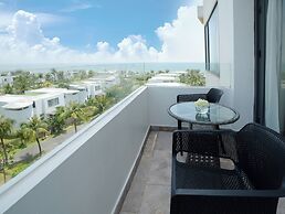 Melia Danang Beach Resort