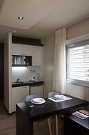 27 Suites Apart Hotel