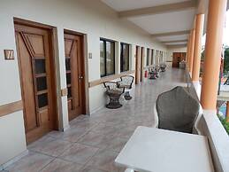 Hotel Garant & Suites