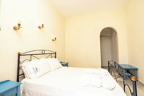 Agia Anna Hotel