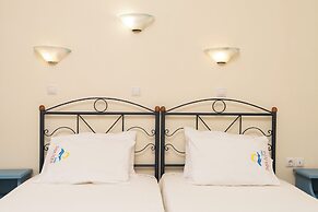 Agia Anna Hotel