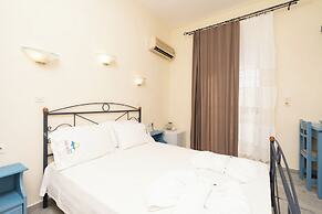 Agia Anna Hotel