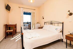 Agia Anna Hotel