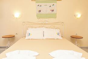 Agia Anna Hotel