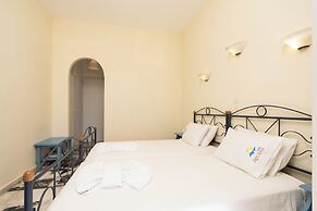Agia Anna Hotel