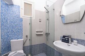 Agia Anna Hotel