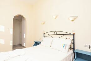 Agia Anna Hotel