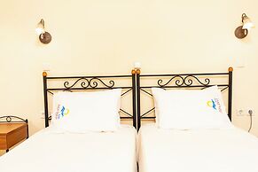 Agia Anna Hotel