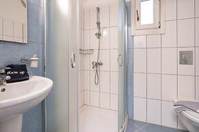 Agia Anna Hotel