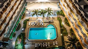 Blue Carina Hotel