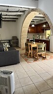 Skandalis Traditional Suites