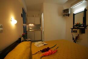 Sunny Beach Studios