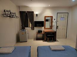 Dfeel House