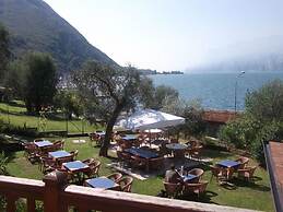 Albergo Navene