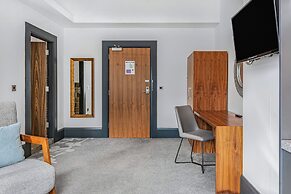 The Ainscow Hotel