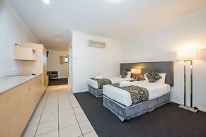 Coral Cay Resort