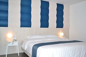 Flipper Lodge Hotel