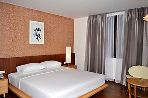 Flipper Lodge Hotel