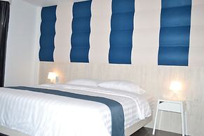 Flipper Lodge Hotel