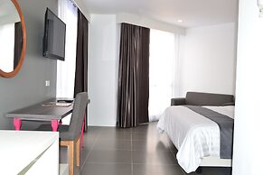 Flipper Lodge Hotel