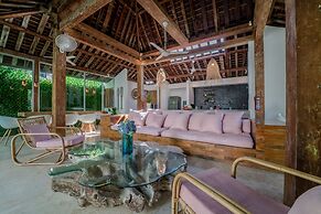 Villa Saffira