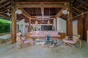 Villa Saffira