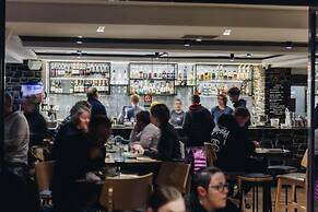 Banjo Paterson Inn