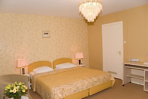 Hotel Excelsior
