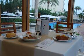 Hotel Los Robles