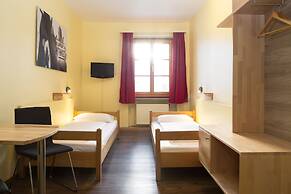 Euro Youth Hotel