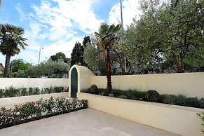 Villa Maggie