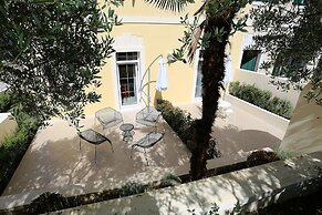Villa Maggie