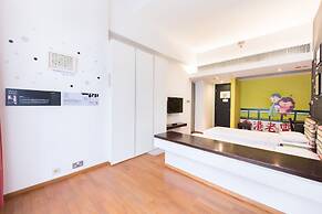 Y Loft Youth Square