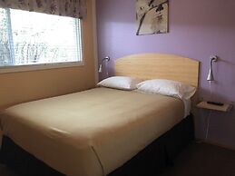 Waterfront Inn