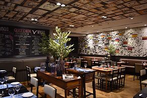 DoubleTree by Hilton Hotel Santiago - Vitacura