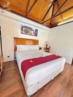 Chrome Hotel & Resort Solo