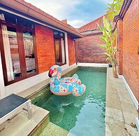 Chrome Hotel & Resort Solo