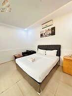 Chrome Hotel & Resort Solo