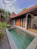 Chrome Hotel & Resort Solo
